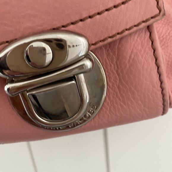 Marc Jacobs Pink Leather Bag w/silver hardware💖 - Picture 4 of 6